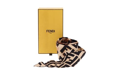 fendi zucca f twilly